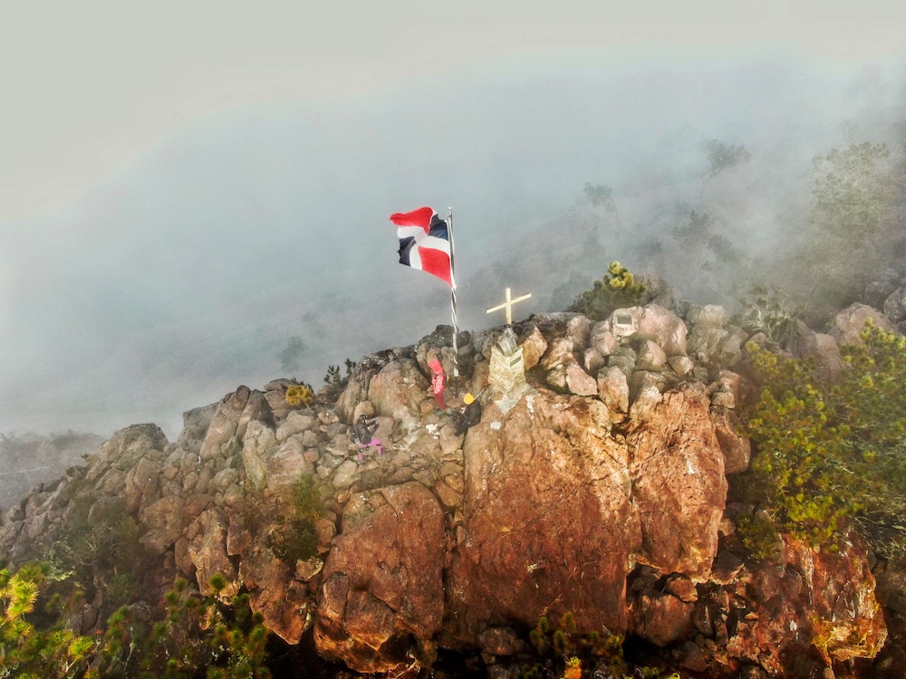 Hiking & trekking to Pico Duarte (for adventurers)